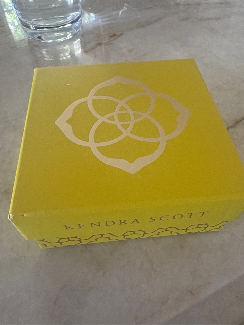 Kendra Scott Gold Layered Heart Necklace Set - Picture 8 of 8